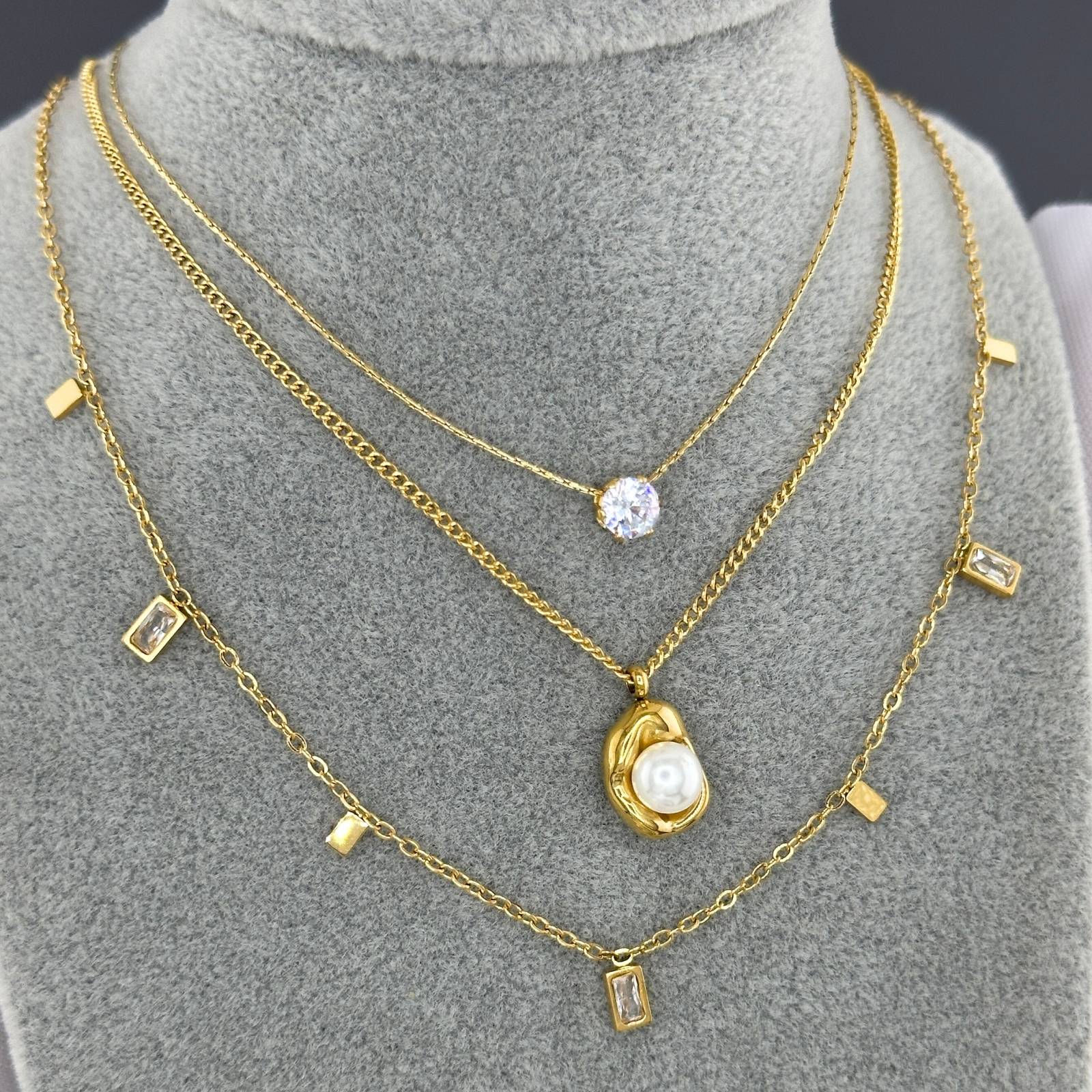 18K Gold Plated Stainless Steel Necklace with Waterproof and Hypoallergenic Feature