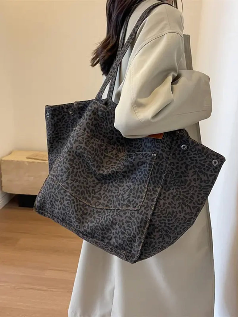 Summer 2024 Women'S Fashion Leopard Pattern Canvas Everyday Tote Bag, Summer Large Capacity Shoulder Bag for Daily Used, Casual Trendy Versatile High-Quality Daily Commuting Bag